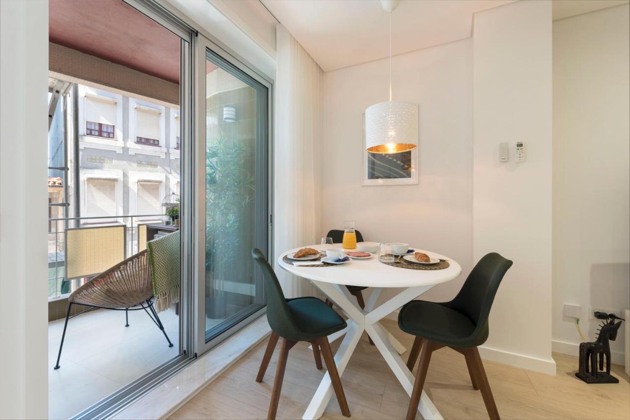 Heart Of D. Pedro Apartments III ポルト エクステリア 写真